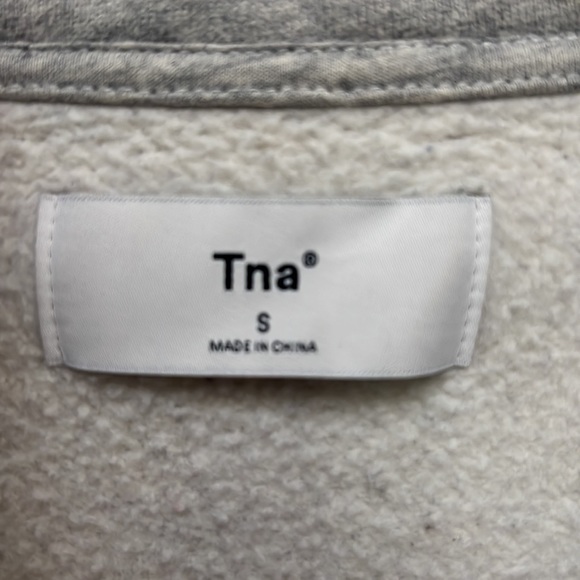 Aritzia TNA Grey Half Zip - Picture 4 of 10